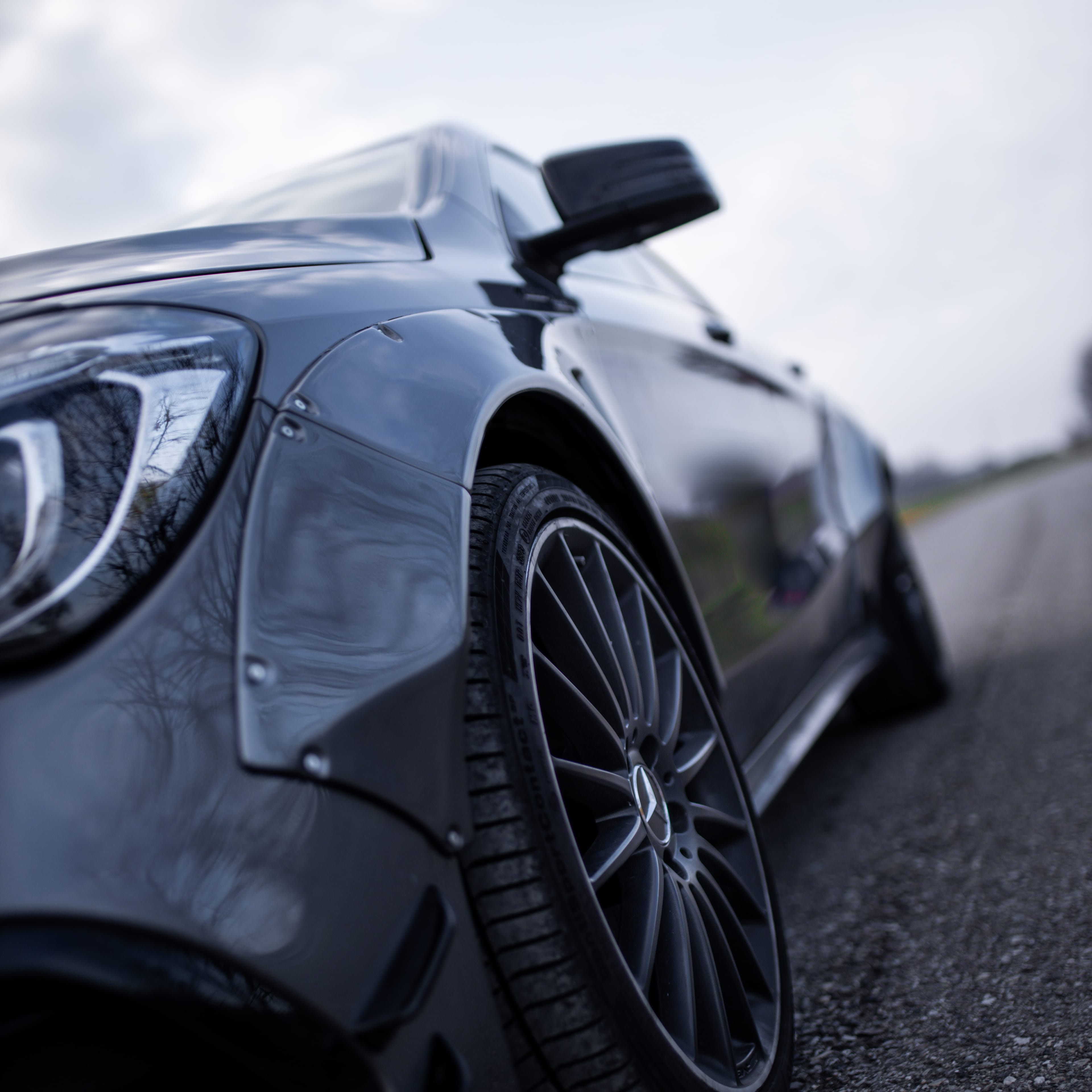 INSTALLAZIONE WIDEBODY KIT + REALIZZAZIONE COFANO IN CARBONIO - Immagine 3