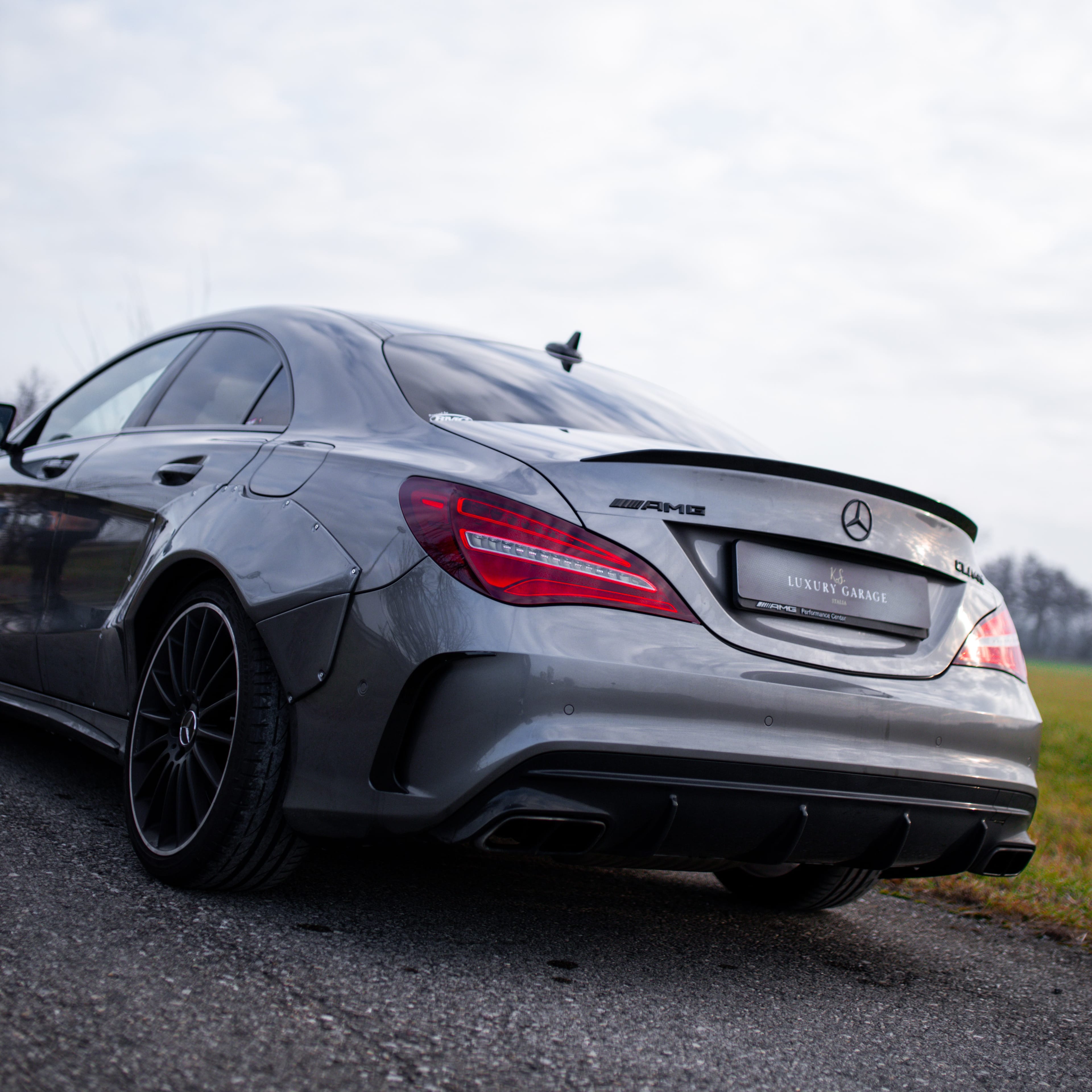 INSTALLAZIONE WIDEBODY KIT + REALIZZAZIONE COFANO IN CARBONIO - Immagine 7