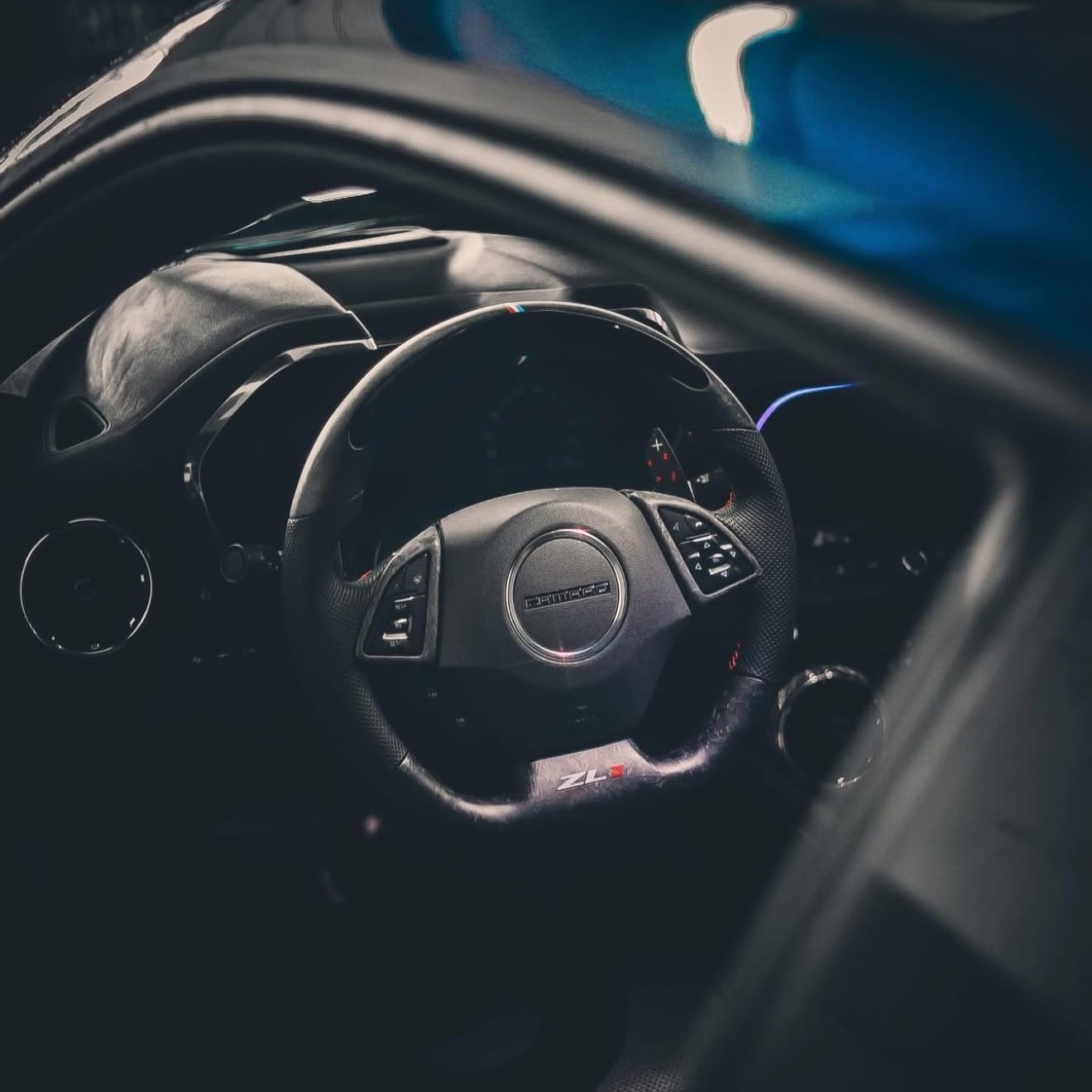 VOLANTE PERSONALIZZATO REALIZZATO SU MISURA - Immagine 1